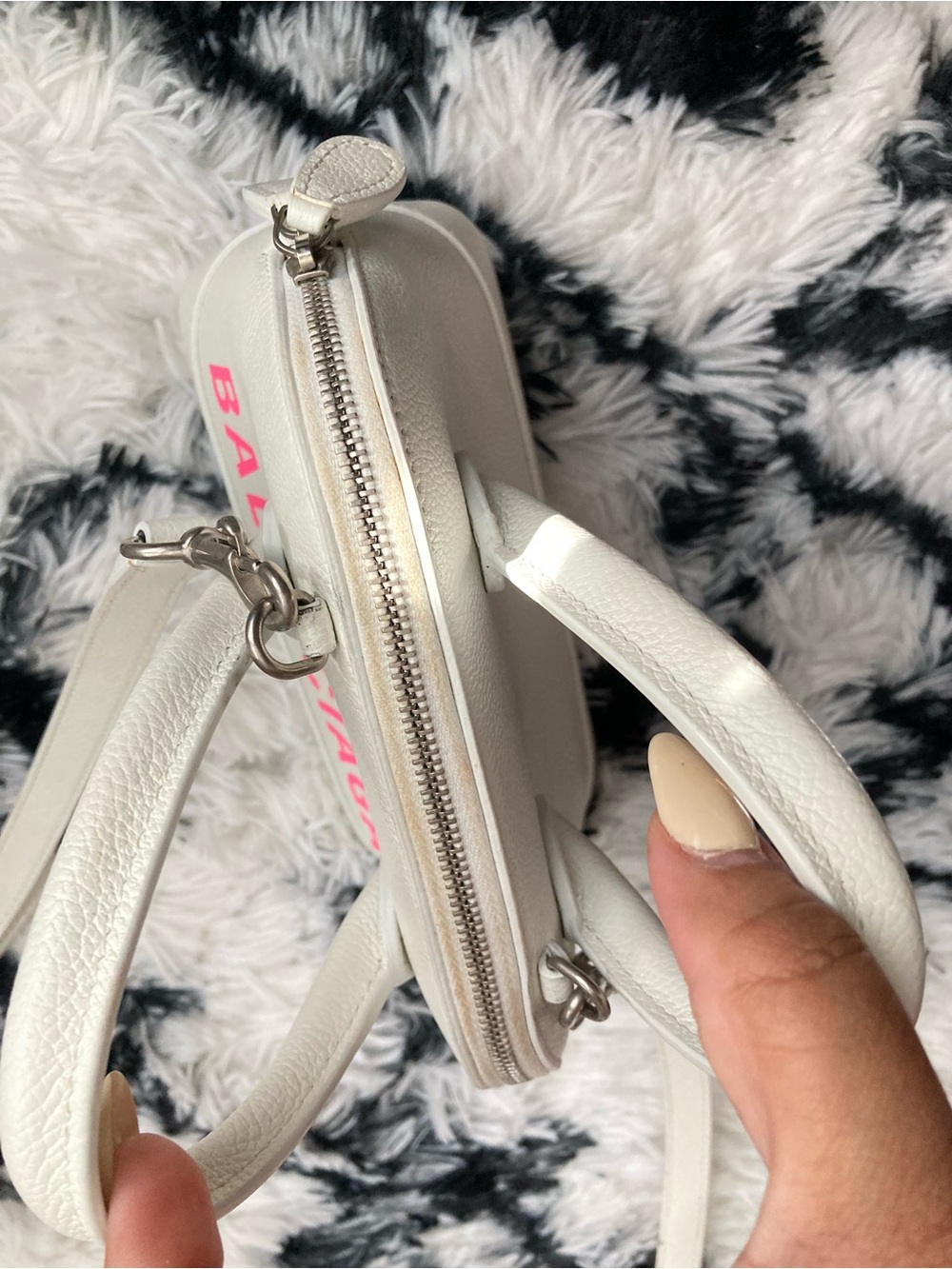 Balenciaga Cream Leather Mini Top-Handle Bag with Pink Logo - Picture 6 of 13